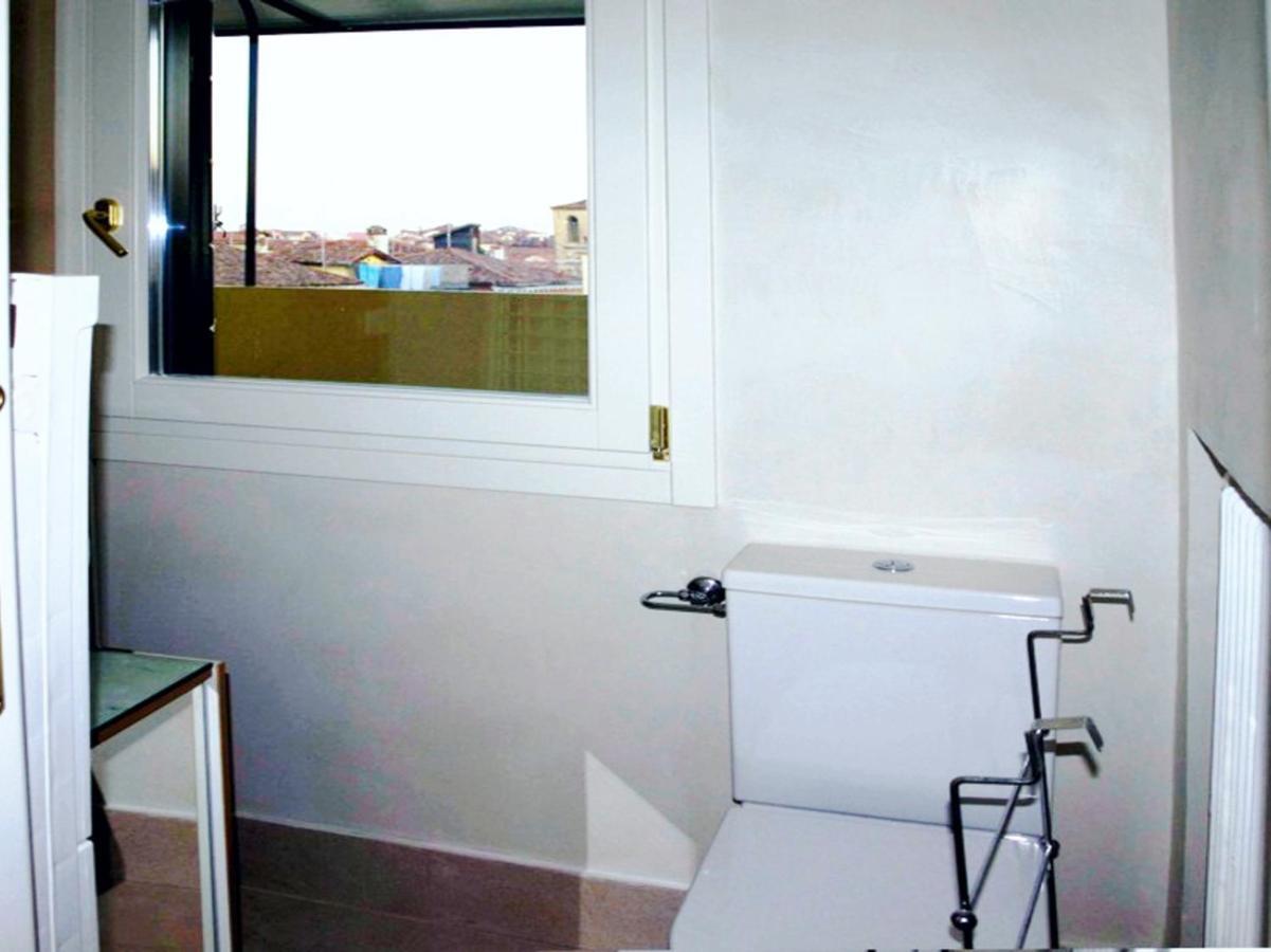 Appartamento - Ca' D'oro: Bella Casa Con Terrazzi *
